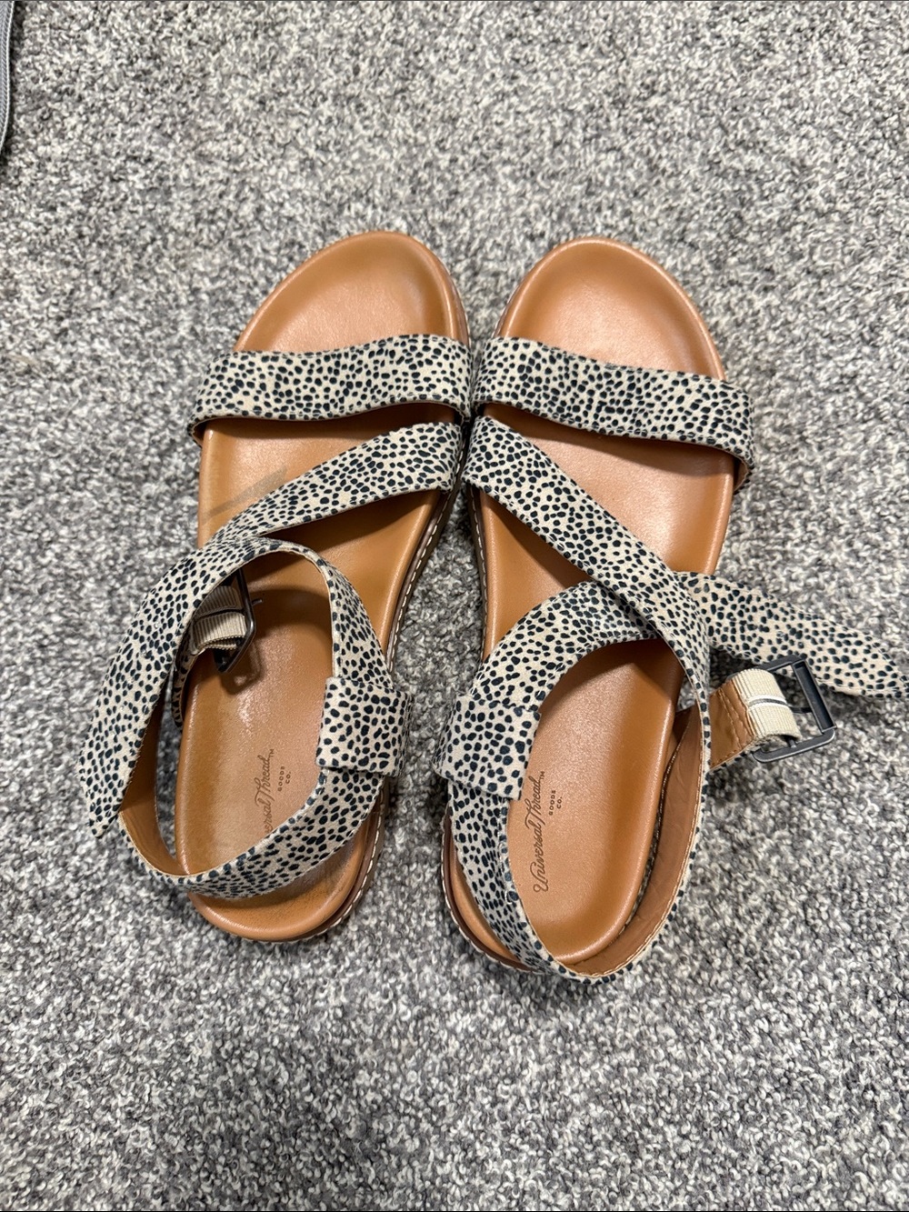 Universal Thread Women's Spotted Strappy Sandals - Cream and Tan